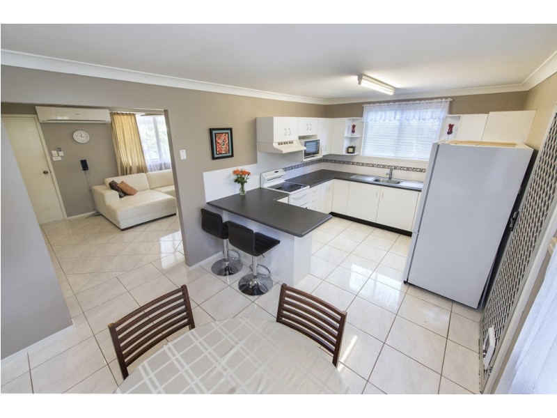 11 Schirmer Close, Gracemere QLD 4702