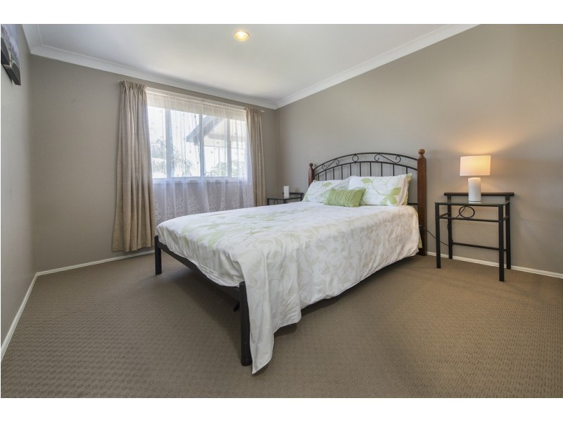 11 Schirmer Close, Gracemere QLD 4702