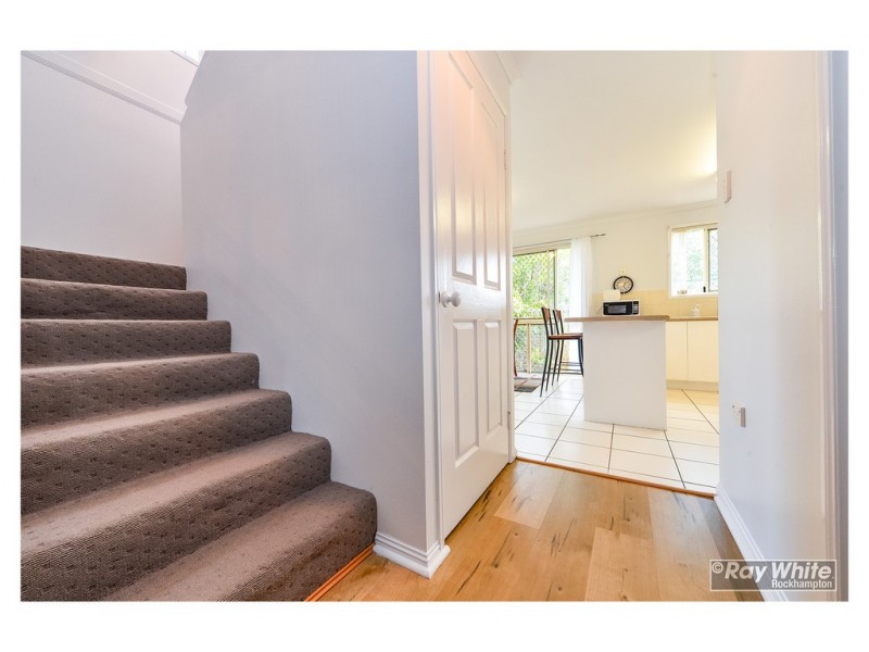 4/90 Livingstone Street, Berserker QLD 4701