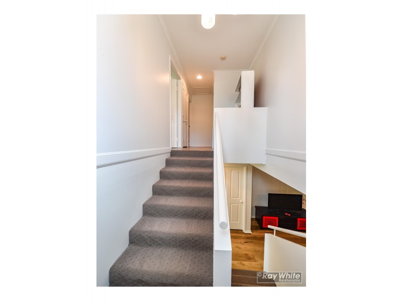 4/90 Livingstone Street, Berserker QLD 4701