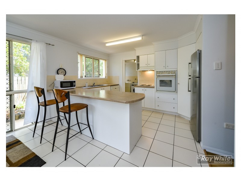 4/90 Livingstone Street, Berserker QLD 4701