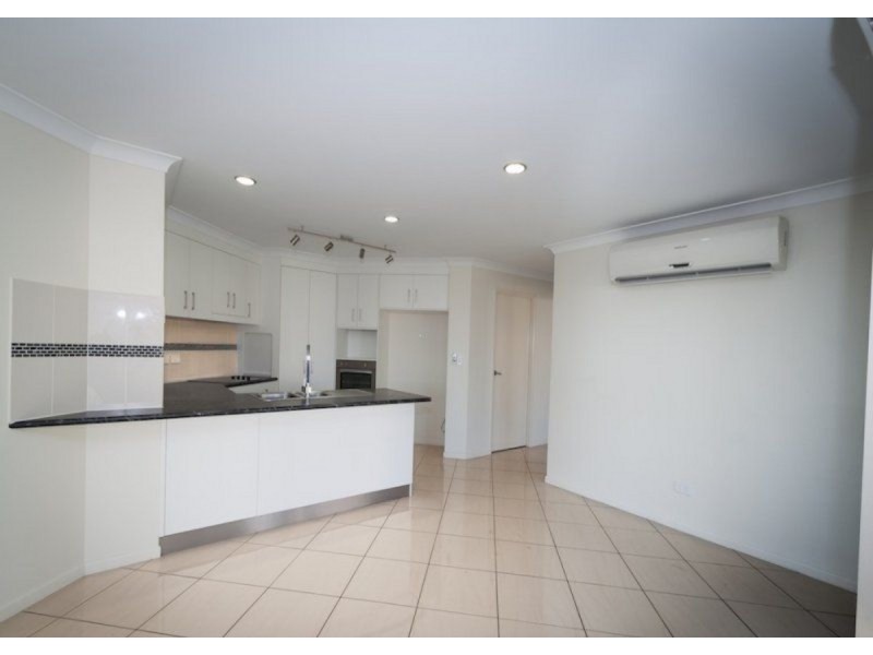 17 Laird Avenue, Frenchville QLD 4701