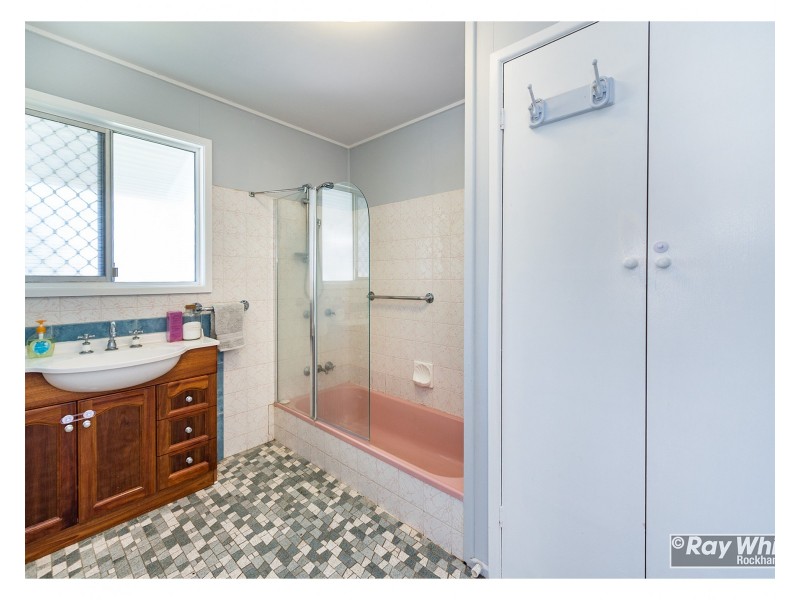 318 Mills Avenue, Frenchville QLD 4701