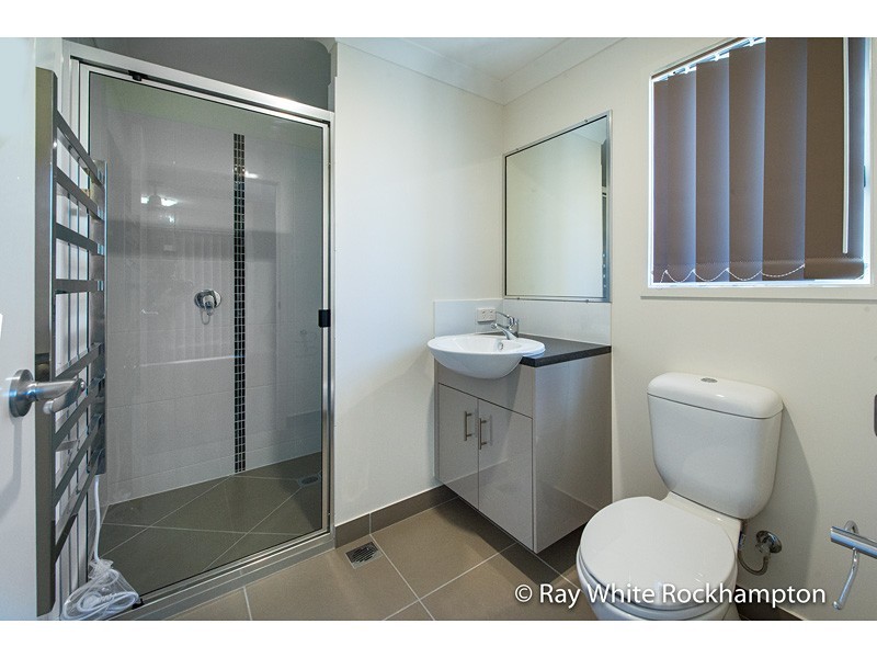 1/19 Miles Street, Berserker QLD 4701