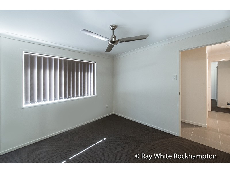 1/19 Miles Street, Berserker QLD 4701