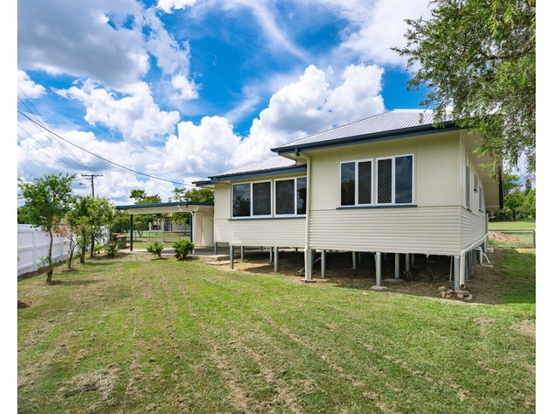 111 North Street Extended, West Rockhampton QLD 4700