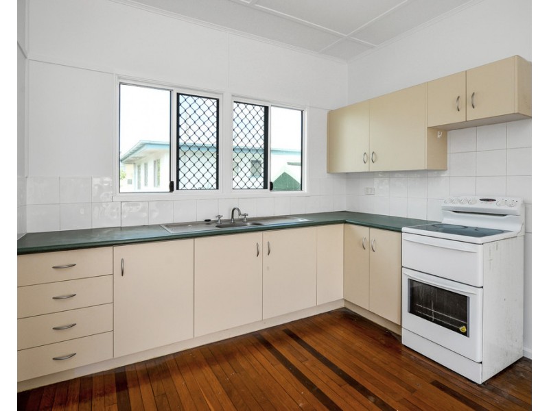 111 North Street Extended, West Rockhampton QLD 4700