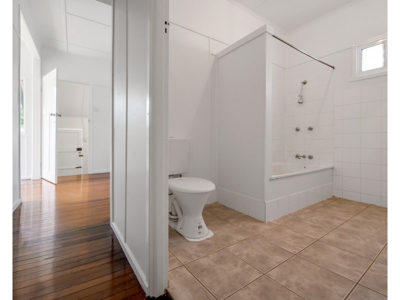 111 North Street Extended, West Rockhampton QLD 4700