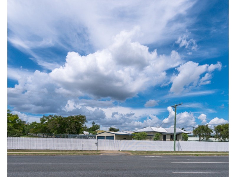 111 North Street Extended, West Rockhampton QLD 4700