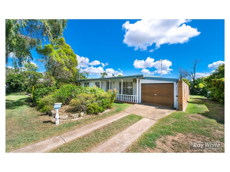 9 Hardy Avenue, Park Avenue QLD 4701