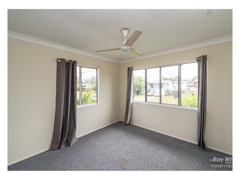 12 Buntain Street, Kawana QLD 4701