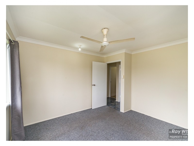 12 Buntain Street, Kawana QLD 4701