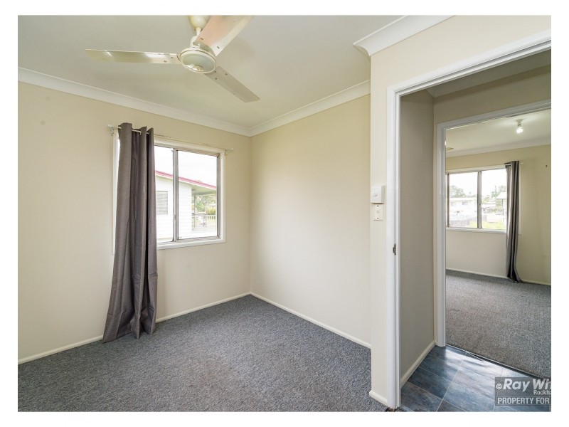 12 Buntain Street, Kawana QLD 4701