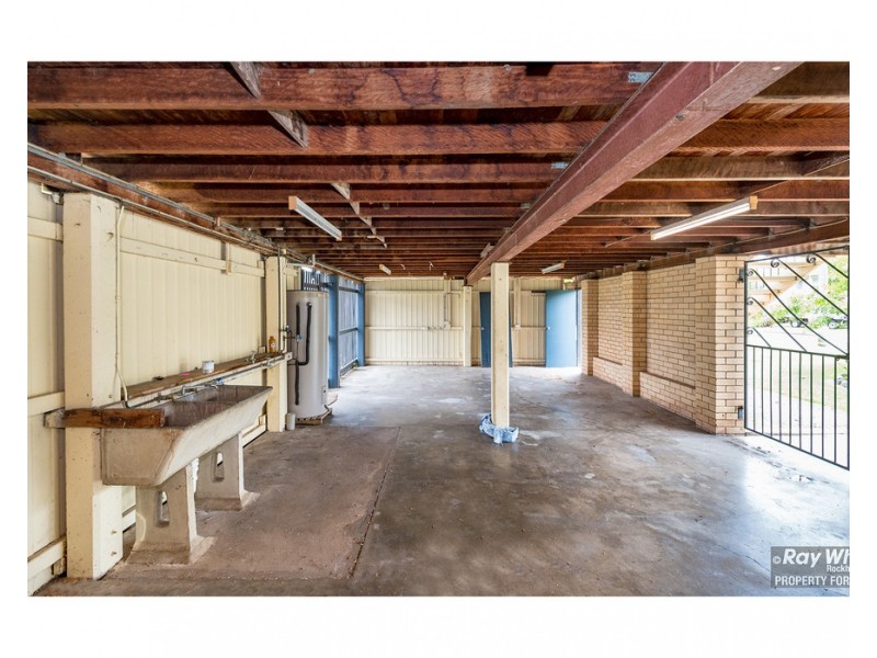 12 Buntain Street, Kawana QLD 4701