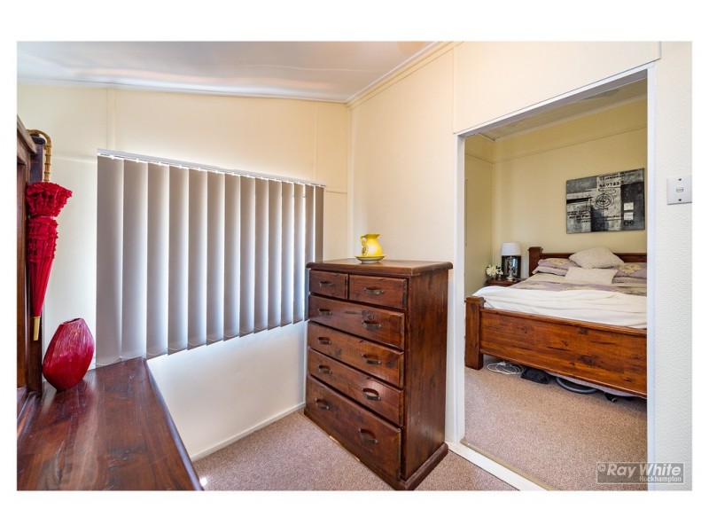 23a Main Street, Park Avenue QLD 4701