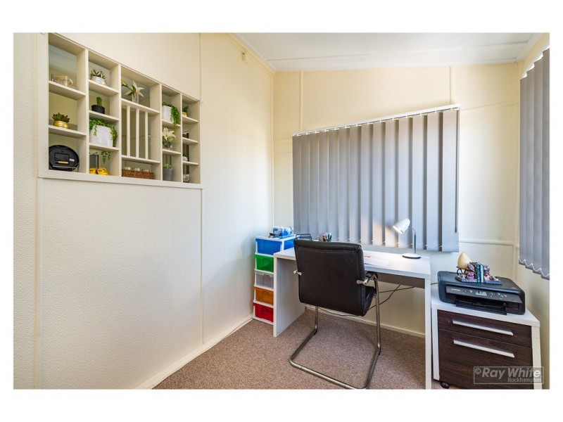 23a Main Street, Park Avenue QLD 4701