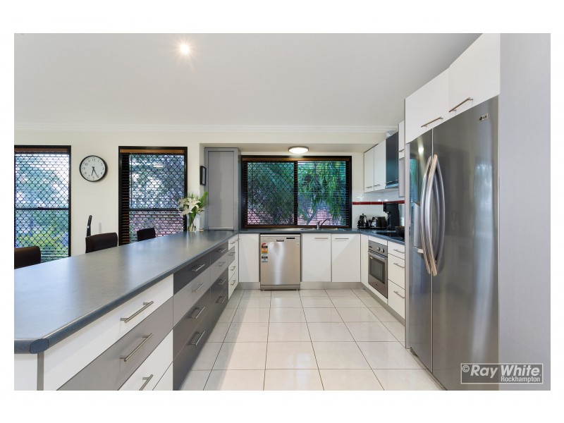 3 Hodda Drive, Kawana QLD 4701