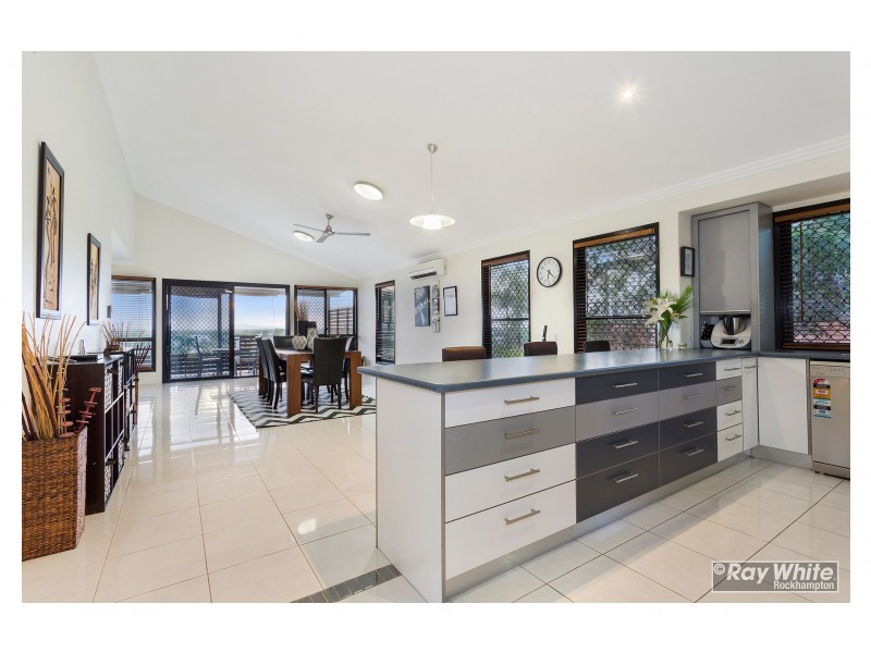 3 Hodda Drive, Kawana QLD 4701