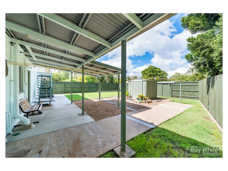 210 Farm Street, Kawana QLD 4701