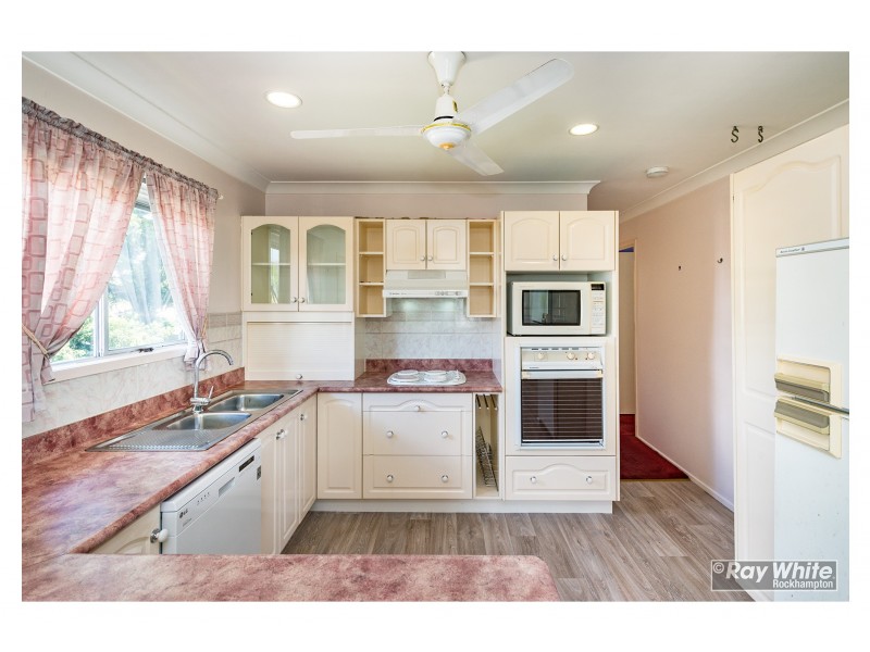 210 Farm Street, Kawana QLD 4701