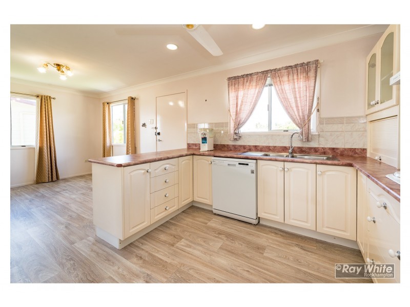 210 Farm Street, Kawana QLD 4701