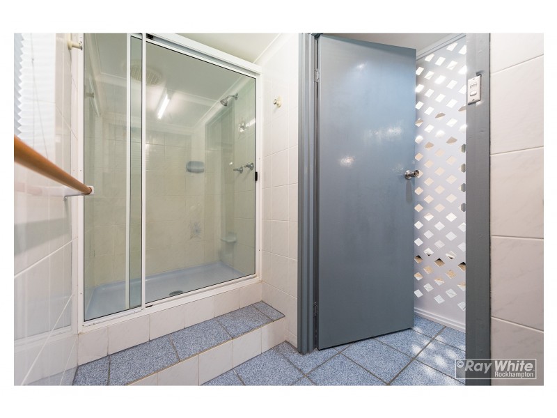 210 Farm Street, Kawana QLD 4701