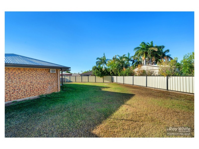 13 Poinciana Place, Gracemere QLD 4702