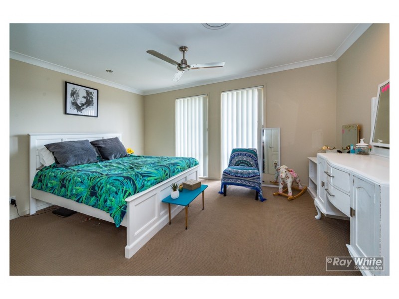 27 Leichhardt Drive, Gracemere QLD 4702