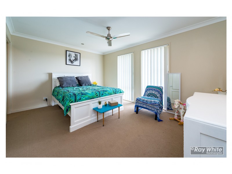 27 Leichhardt Drive, Gracemere QLD 4702