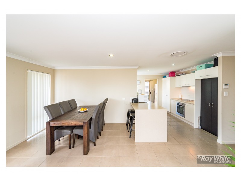 27 Leichhardt Drive, Gracemere QLD 4702