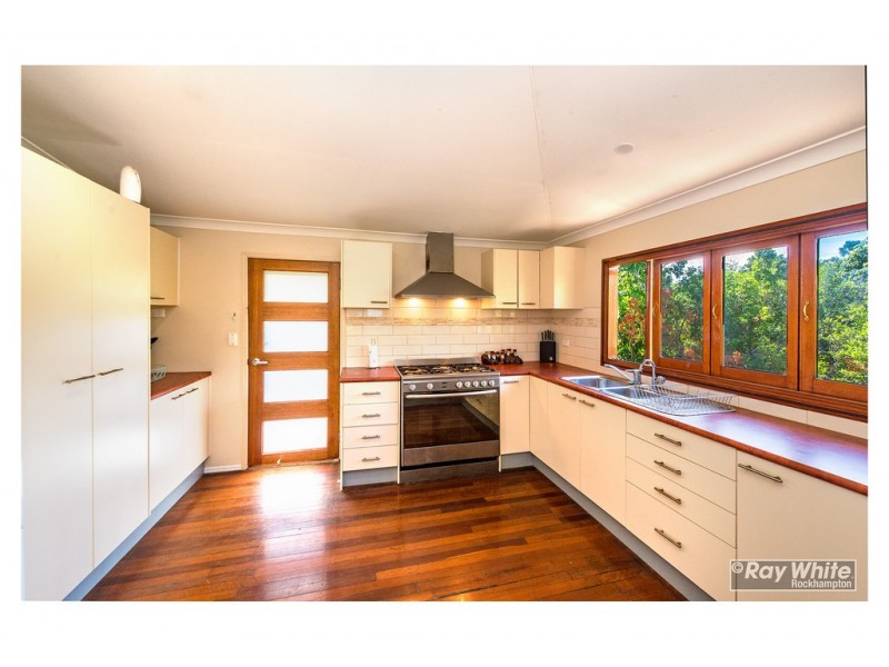 51 Old Capricorn Highway, Gracemere QLD 4702