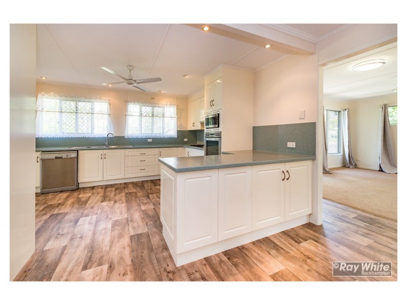44 Penlington Street, The Range QLD 4700
