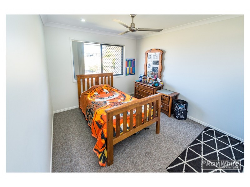 8 Trinity Avenue, Rockyview QLD 4701