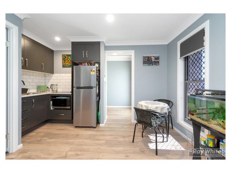 18 Edenbrook Drive, Parkhurst QLD 4702