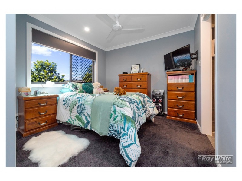 18 Edenbrook Drive, Parkhurst QLD 4702