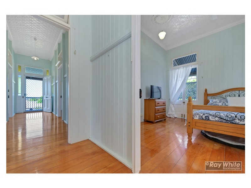 16 King Street, The Range QLD 4700