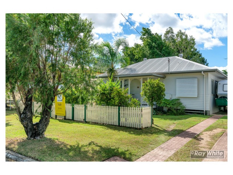 8 Hamilton Avenue, Wandal QLD 4700