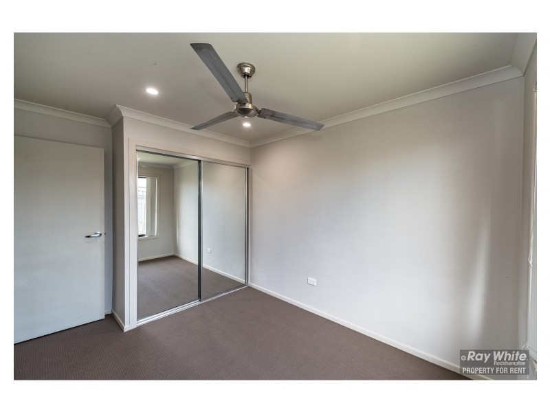 27 Maree Crescent, Gracemere QLD 4702