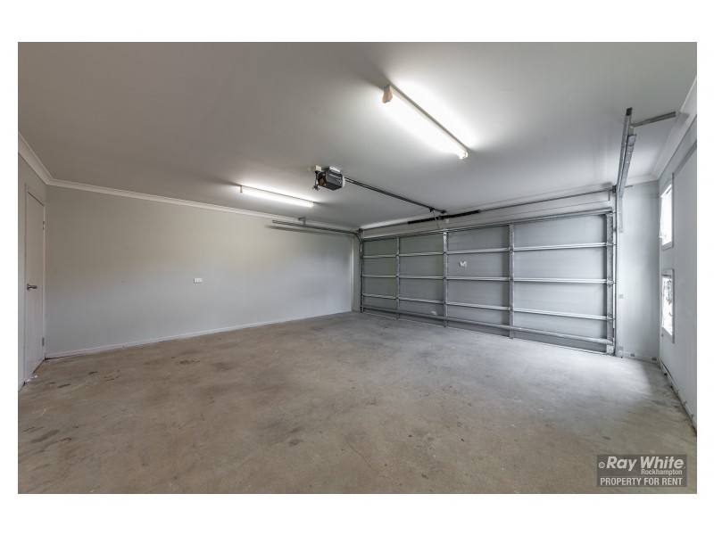 27 Maree Crescent, Gracemere QLD 4702