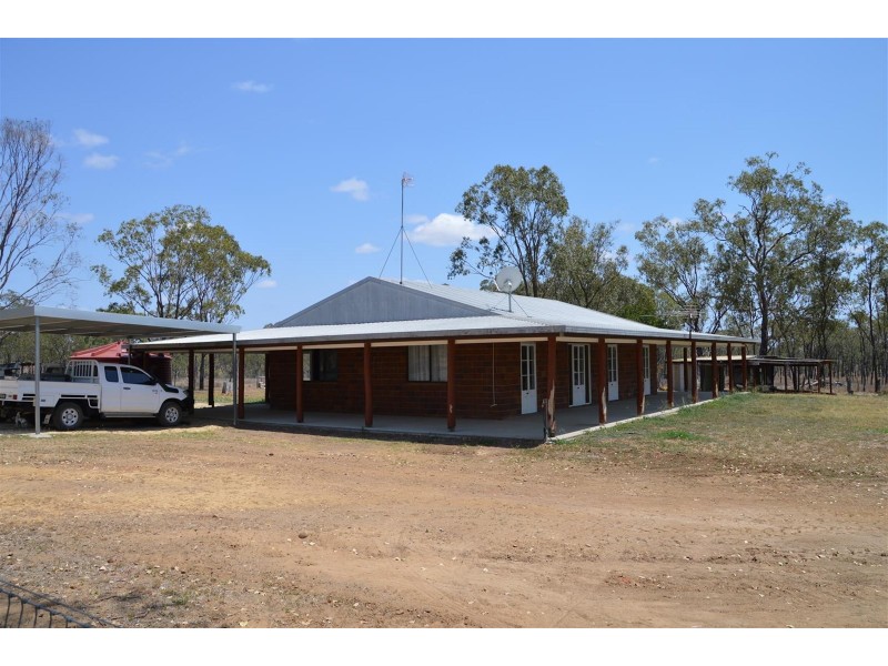 92 Bond Road, Alton Downs QLD 4702