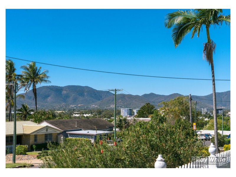 11 Boonah Street, Wandal QLD 4700