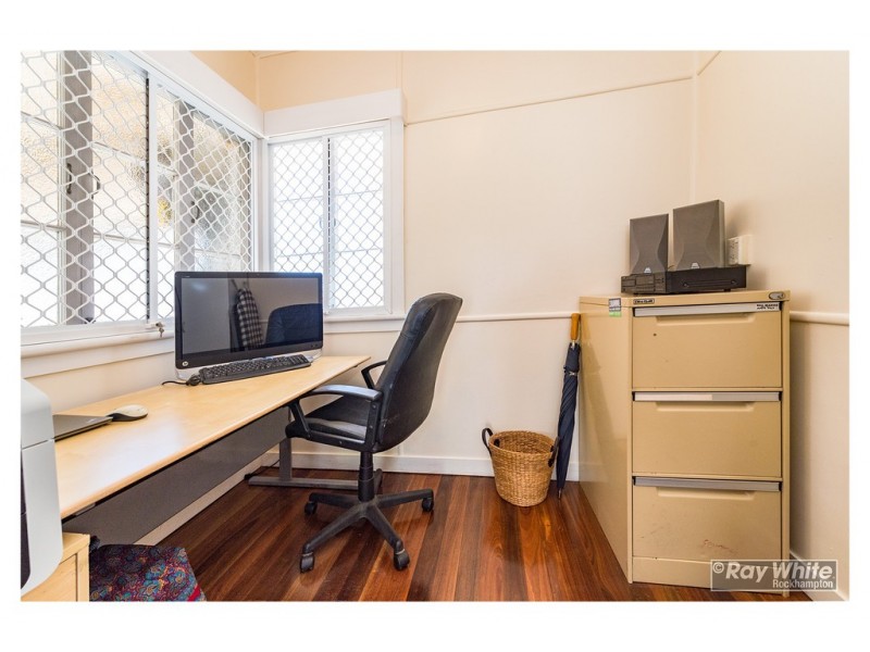 11 Boonah Street, Wandal QLD 4700