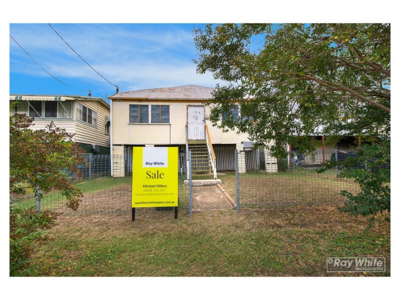 352 East Street, Depot Hill QLD 4700