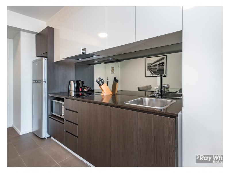 201/5 East Street, Rockhampton City QLD 4700