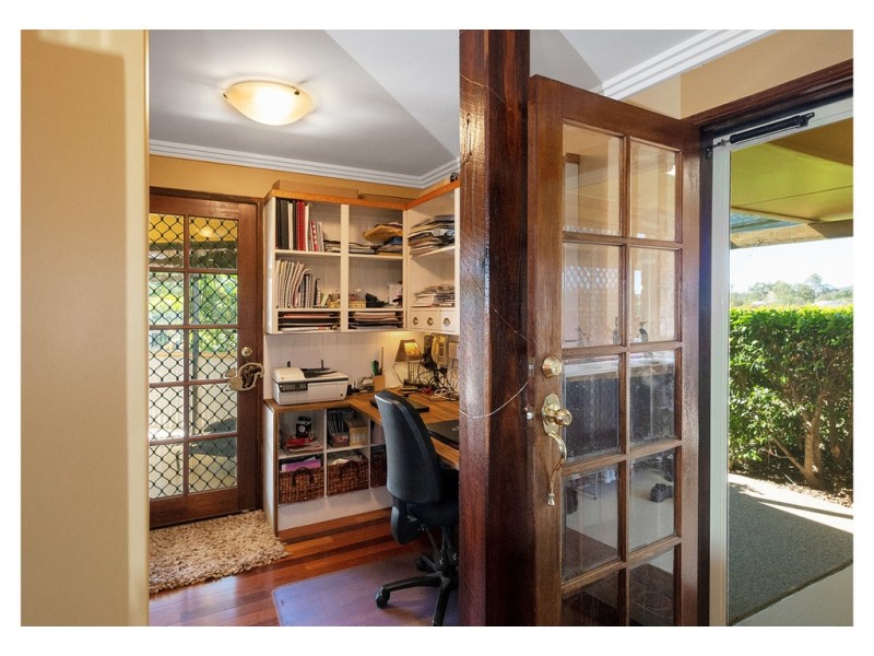 24 Sturt Drive, Glenlee QLD 4711