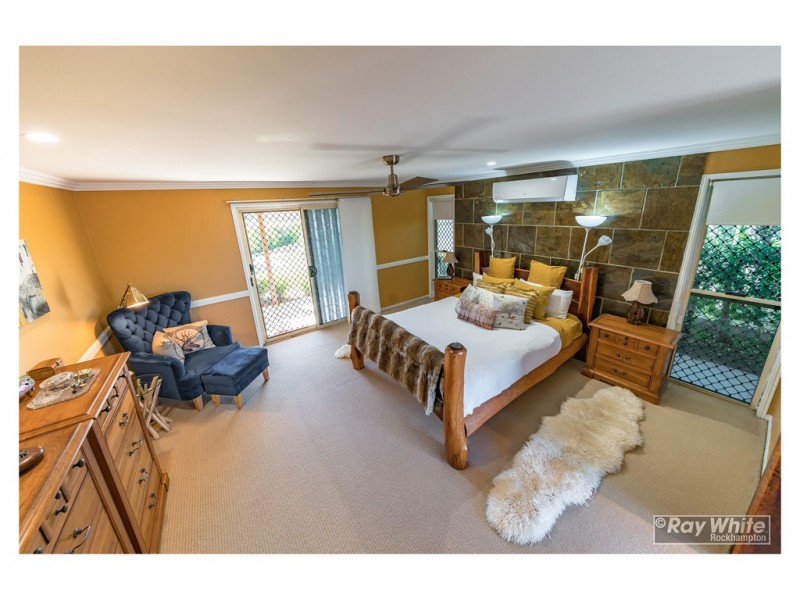 24 Sturt Drive, Glenlee QLD 4711