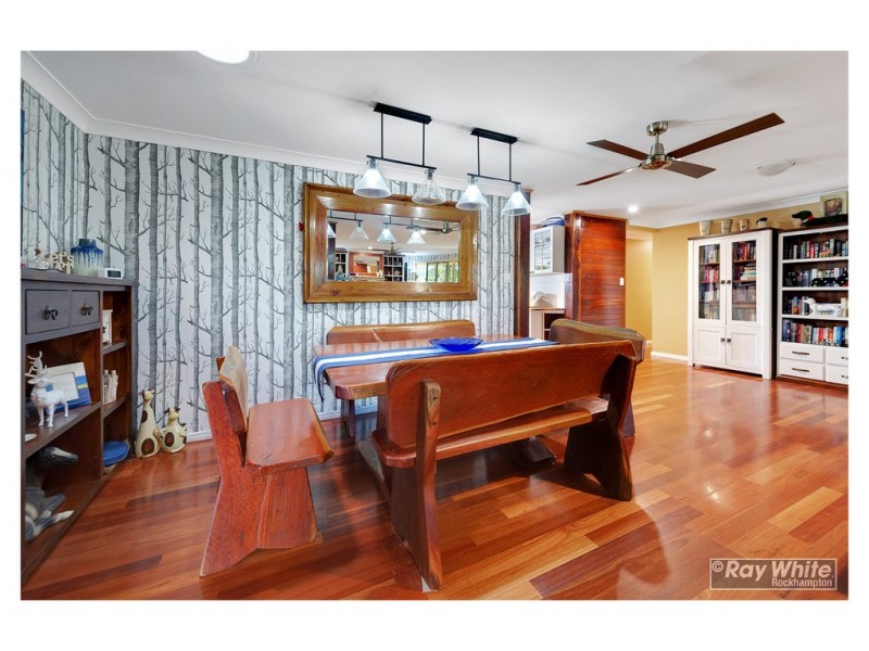 24 Sturt Drive, Glenlee QLD 4711