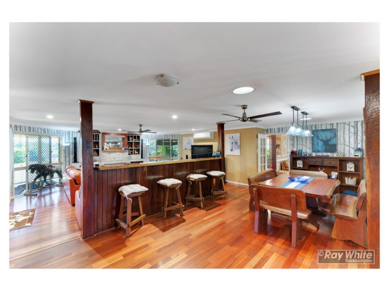 24 Sturt Drive, Glenlee QLD 4711