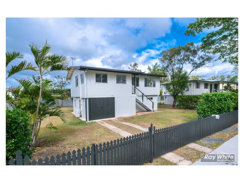 252 Carlton Street, Kawana QLD 4701