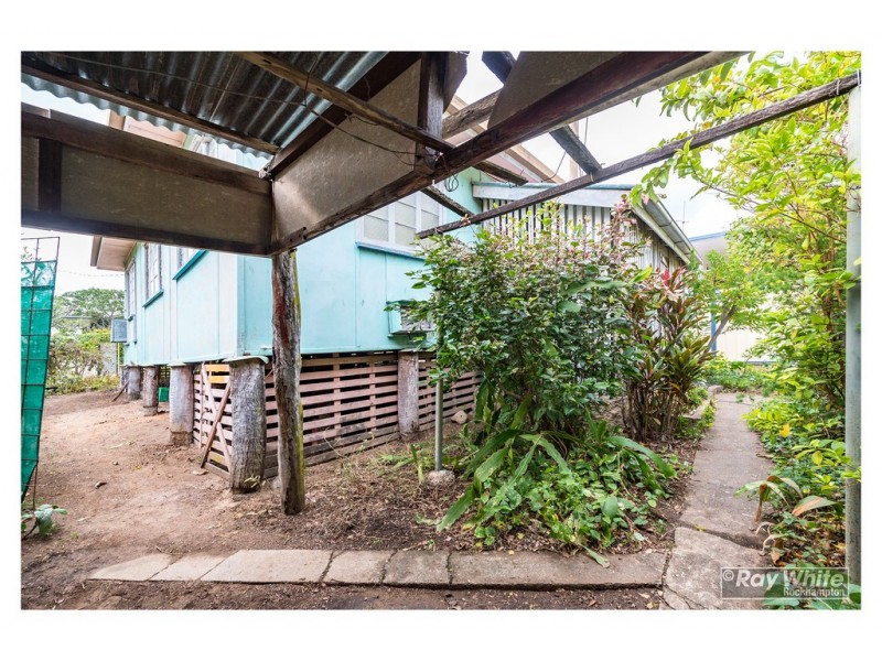 10 Burnett Street, Berserker QLD 4701